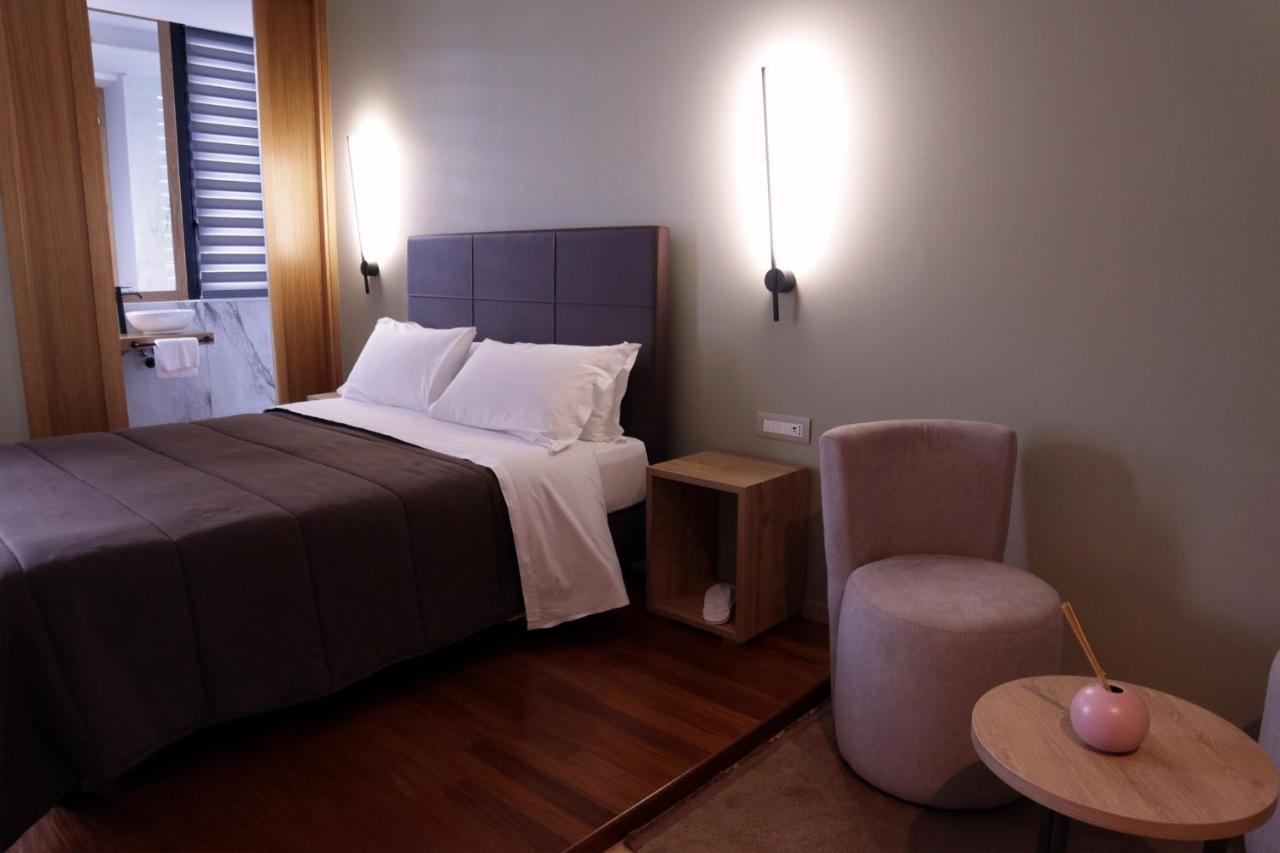 Manhattan Room & Suite Bari Eksteriør billede