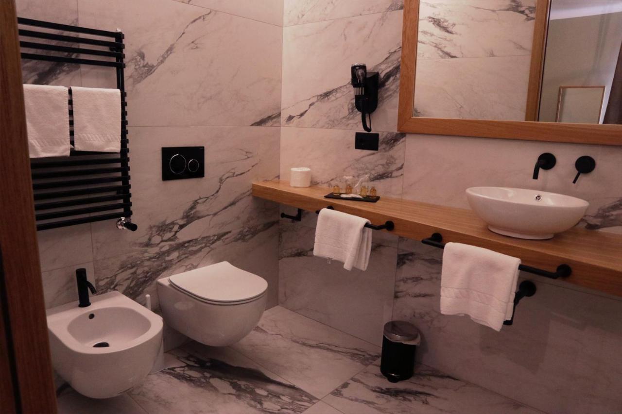 Manhattan Room & Suite Bari Eksteriør billede